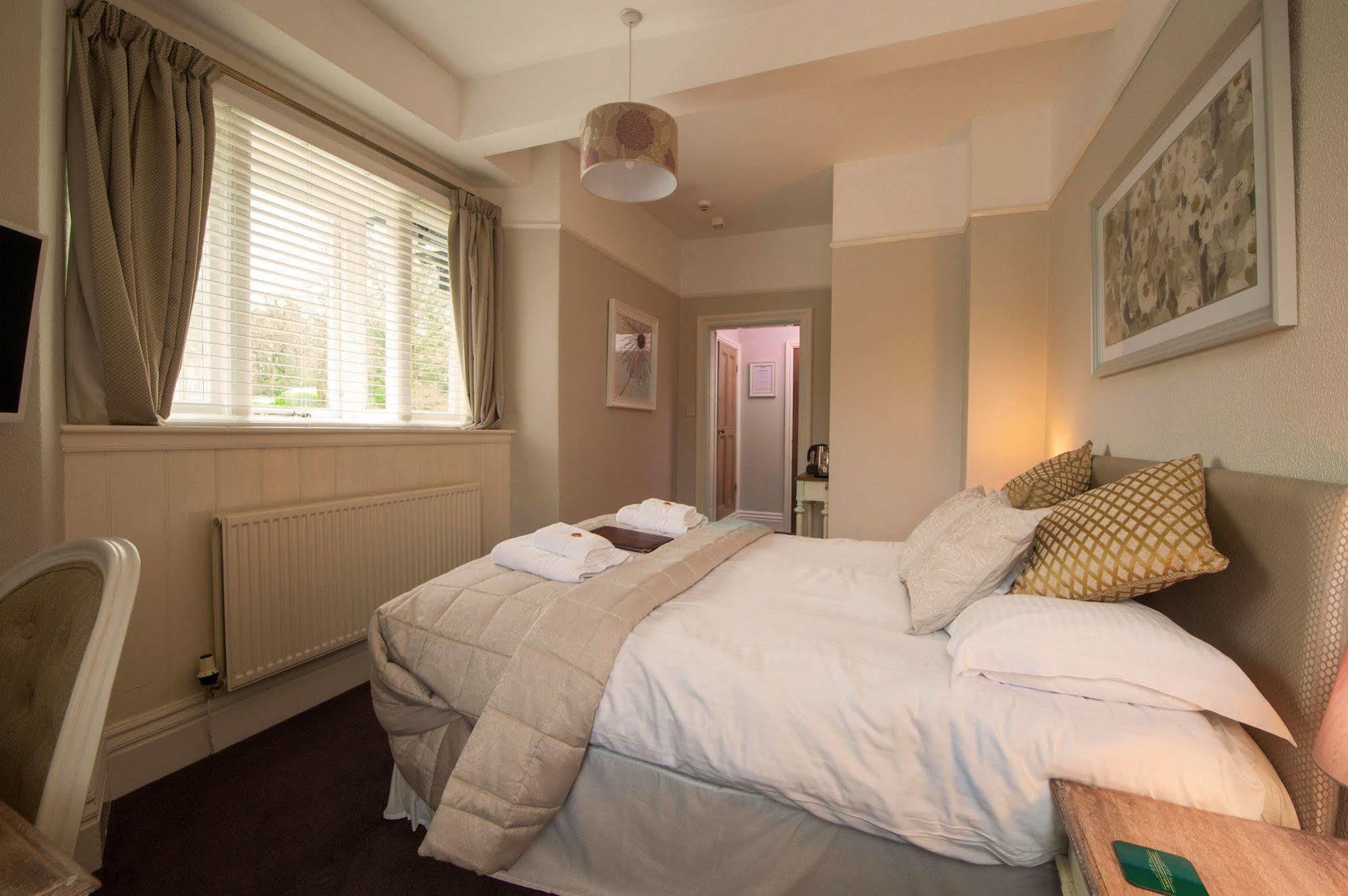 Chestnuts Guest House (Adults Only) Windermere Buitenkant foto